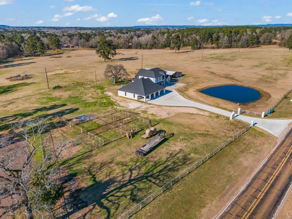 5406 FM 726 Gilmer, TX 75645