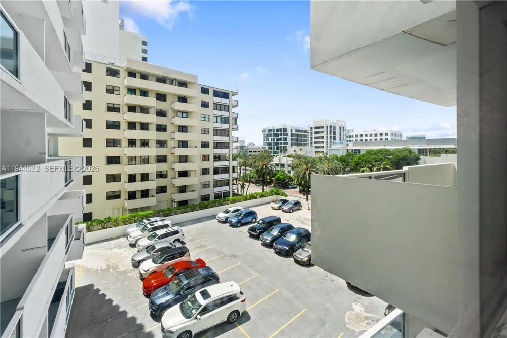 100 Lincoln Rd #501 Miami Beach, FL 33139