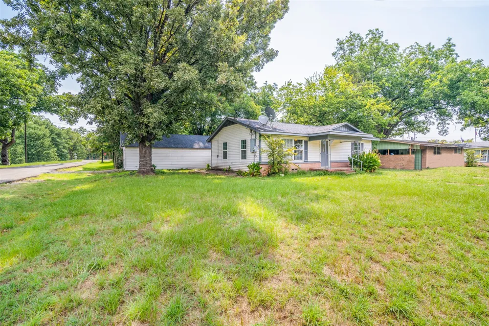 109 Church Street Quinlan, TX 75474