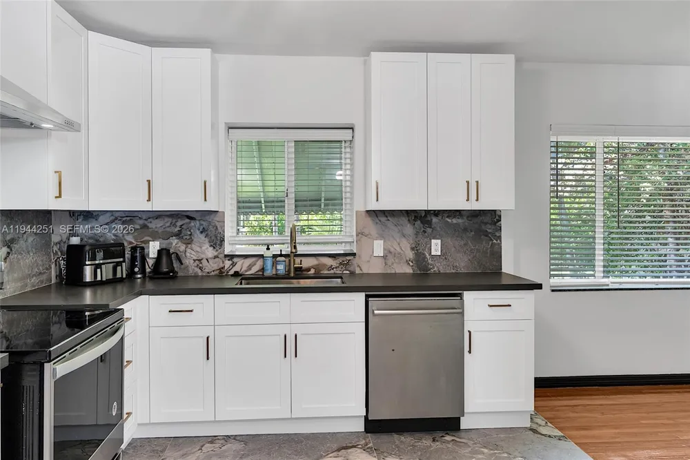 660 NE 121st St Biscayne Park, FL 33161