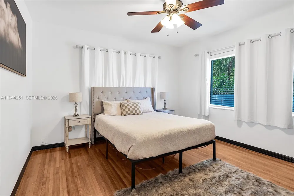 660 NE 121st St Biscayne Park, FL 33161