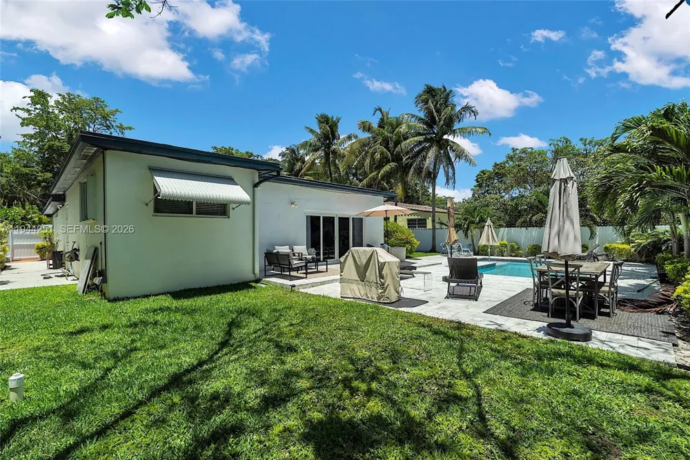 660 NE 121st St Biscayne Park, FL 33161