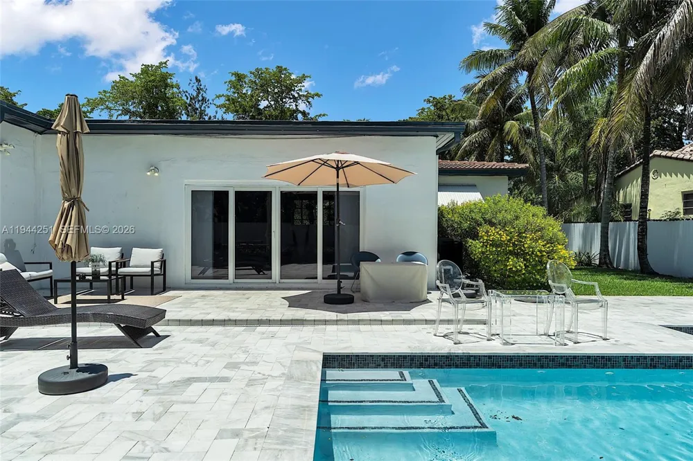 660 NE 121st St Biscayne Park, FL 33161