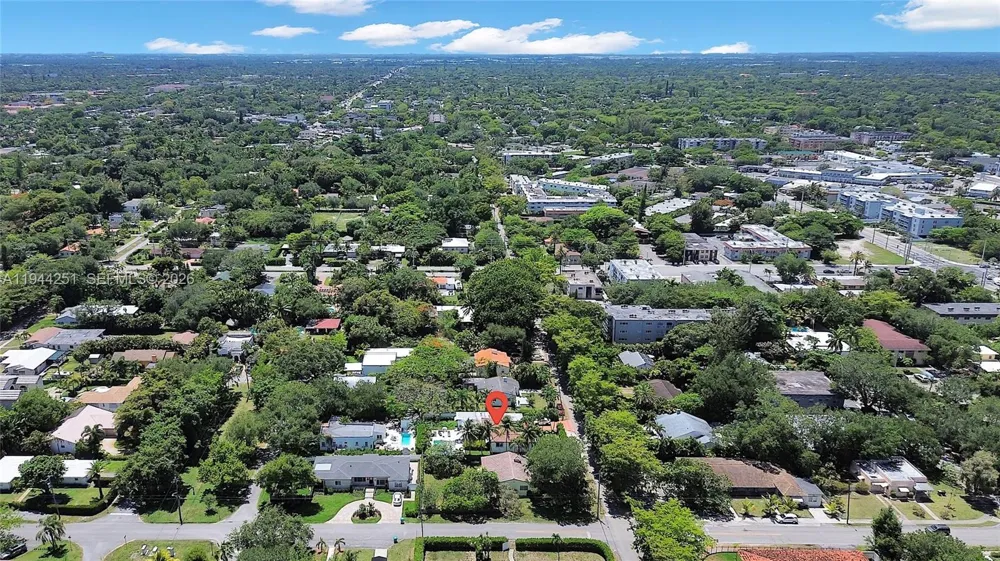 660 NE 121st St Biscayne Park, FL 33161