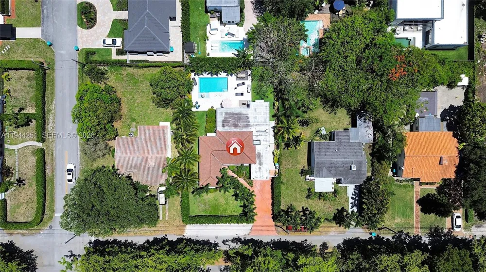 660 NE 121st St Biscayne Park, FL 33161