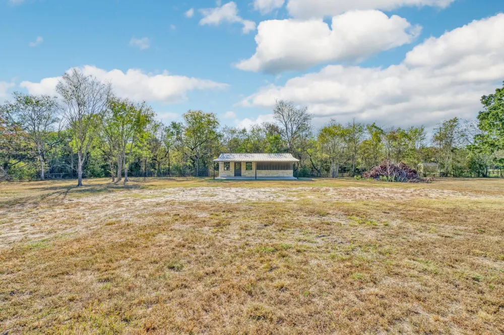12673 Highway 21 W North Zulch, TX 77872