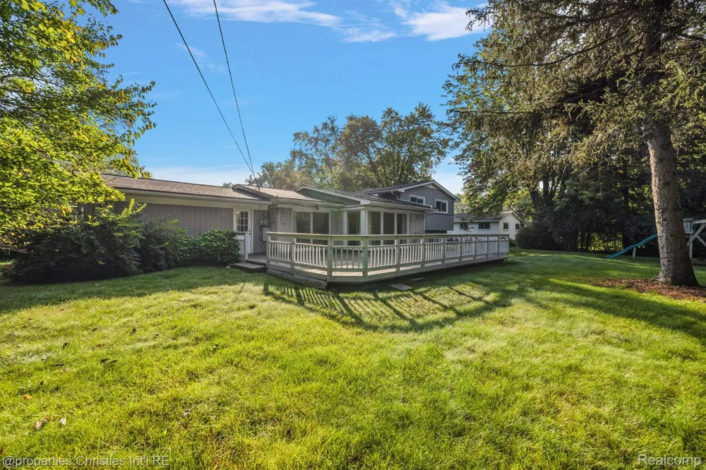 7252 STONEBROOK ROAD