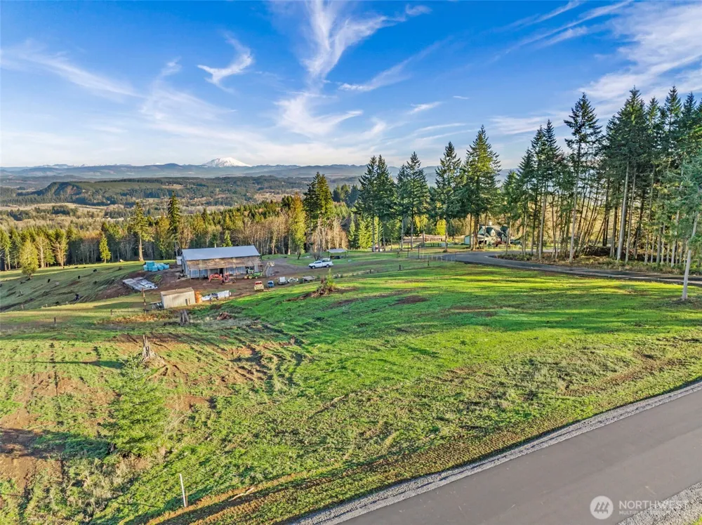 204 Suncrest Drive Castle Rock, WA 98611