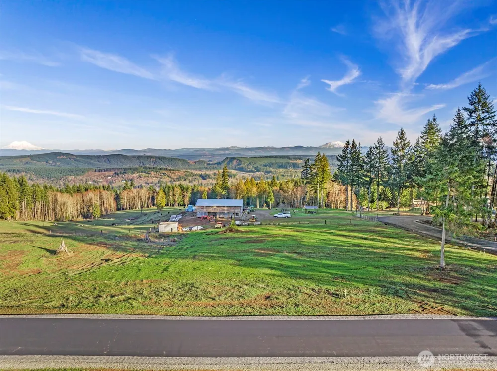 204 Suncrest Drive Castle Rock, WA 98611