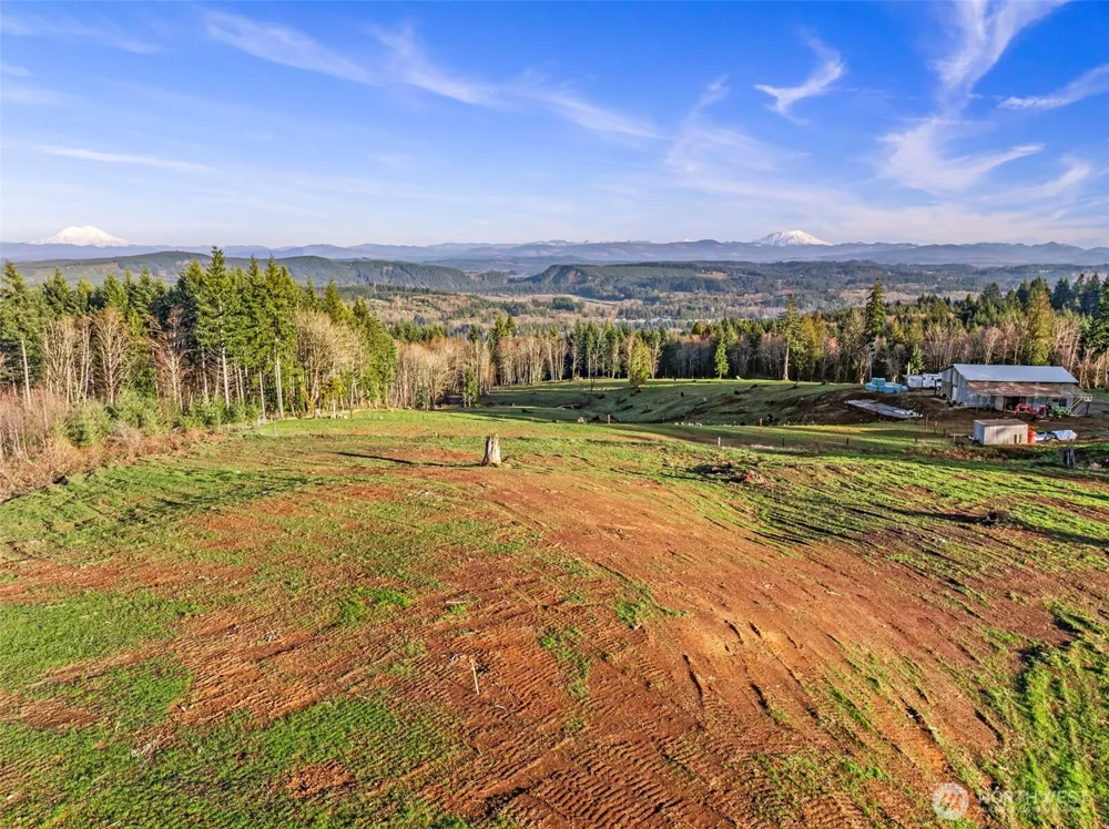 208 Suncrest Drive Castle Rock, WA 98611