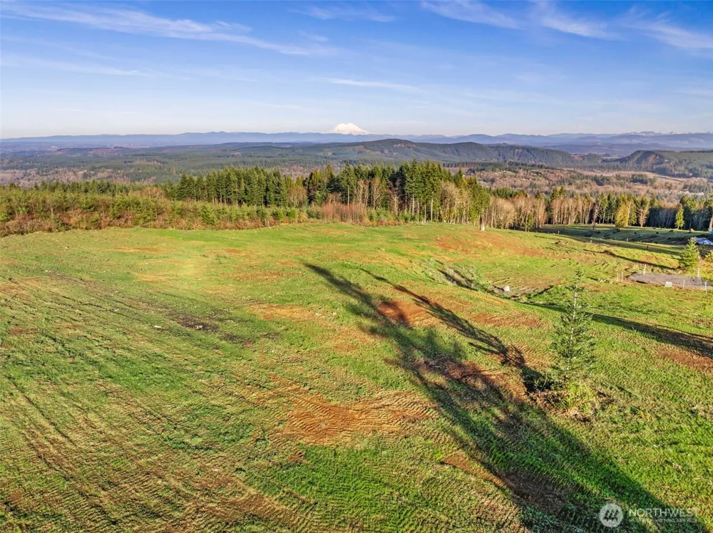 212 Suncrest Drive Castle Rock, WA 98611