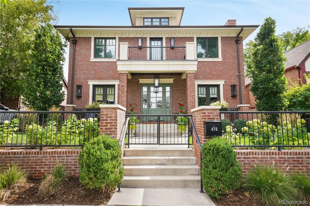 470 S York Street