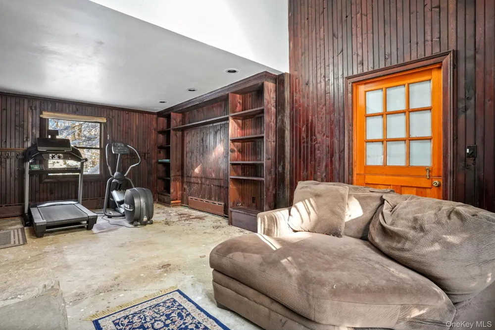 1780 Strawberry Road Mohegan Lake, NY 10547