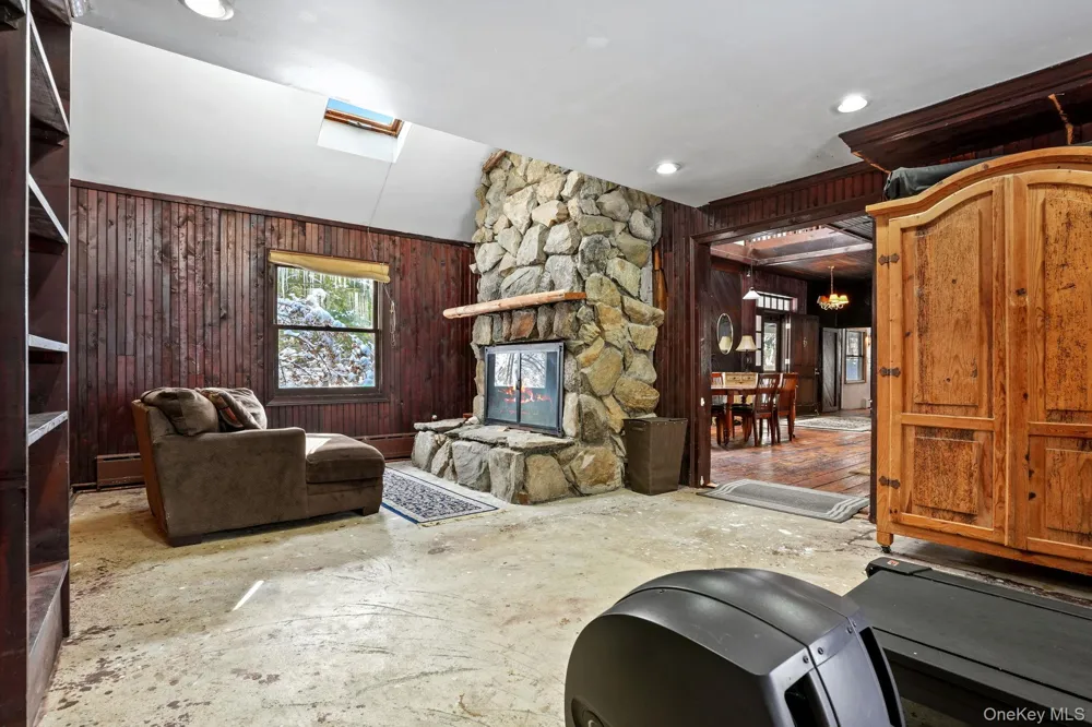 1780 Strawberry Road Mohegan Lake, NY 10547