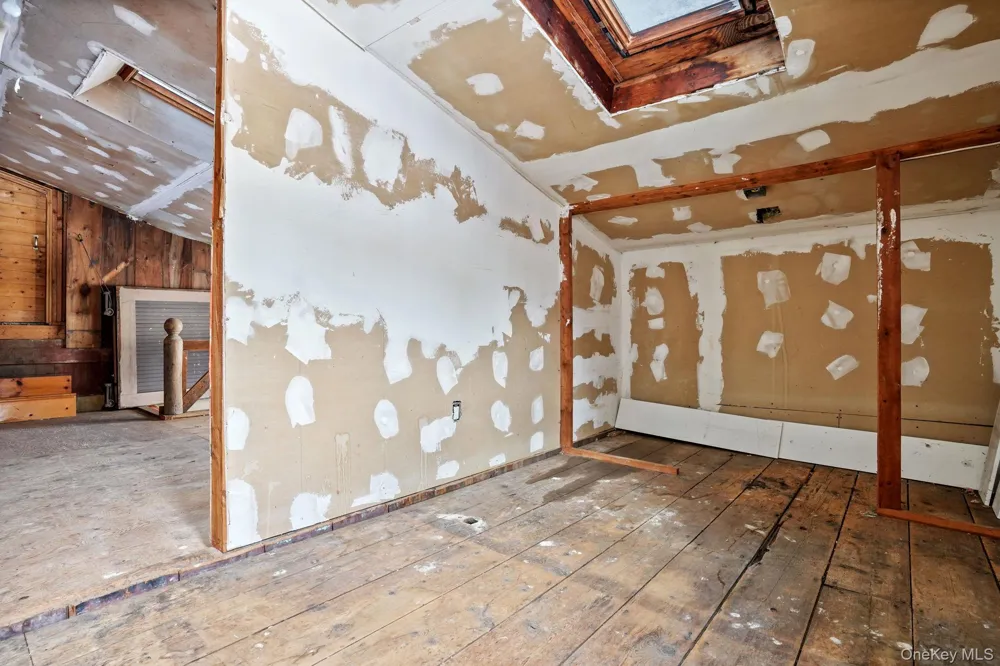 1780 Strawberry Road Mohegan Lake, NY 10547