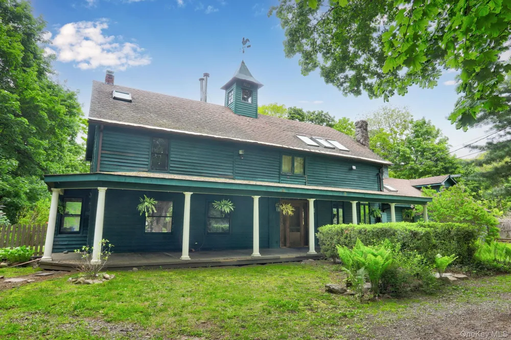 1780 Strawberry Road Mohegan Lake, NY 10547