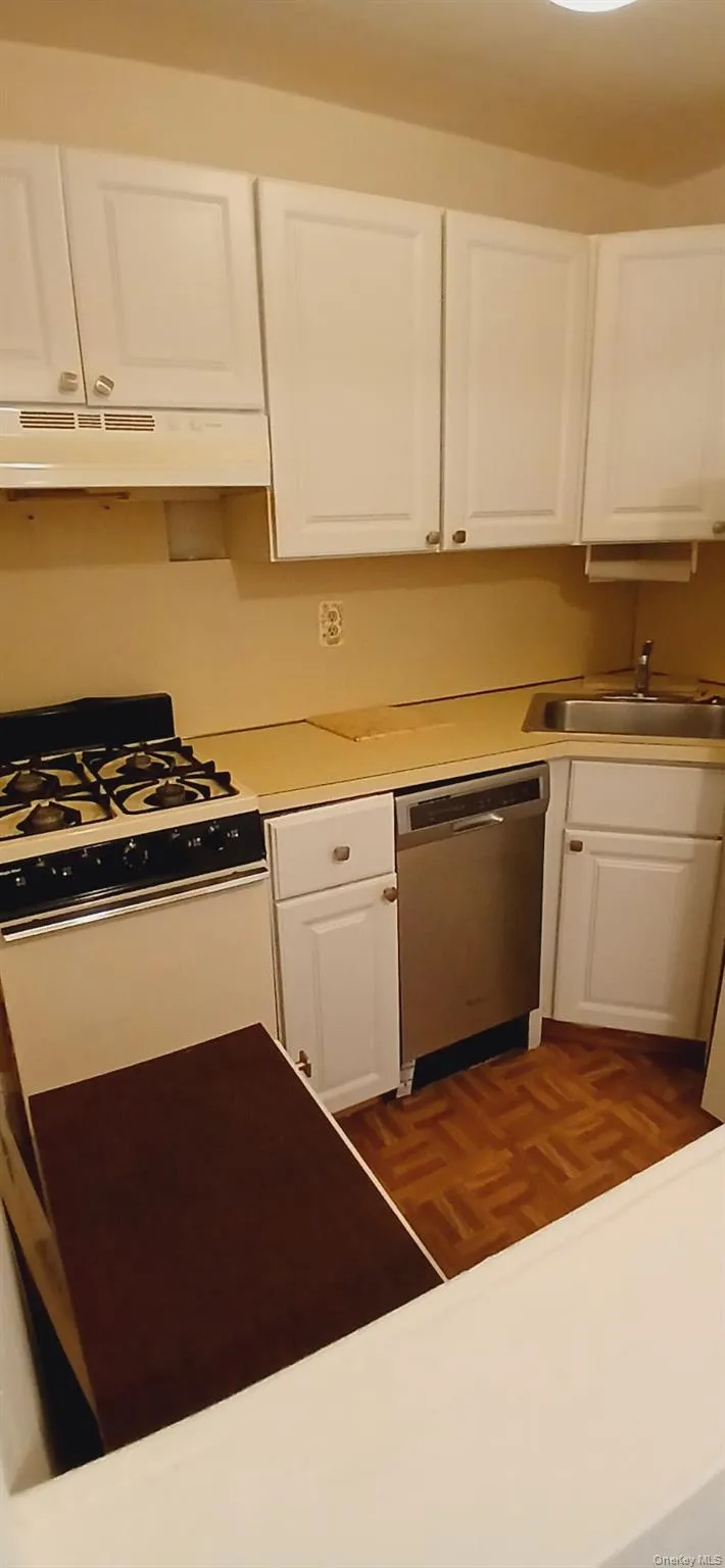 50-15 39th Street #1G Sunnyside, NY 11104