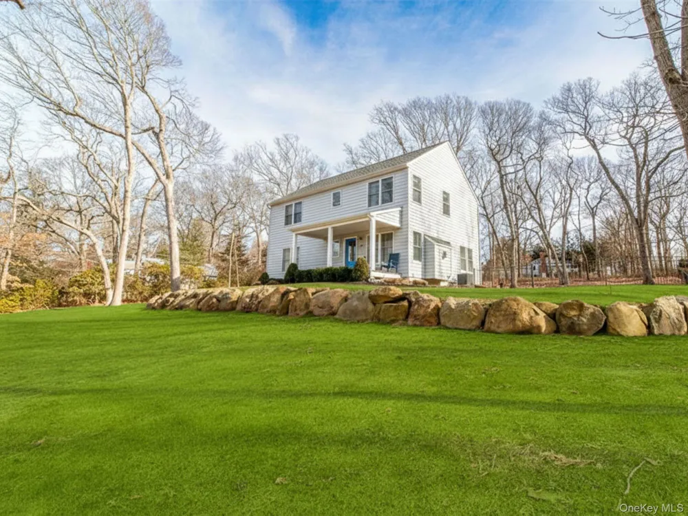 485 Hickory Avenue Southold, NY 11971