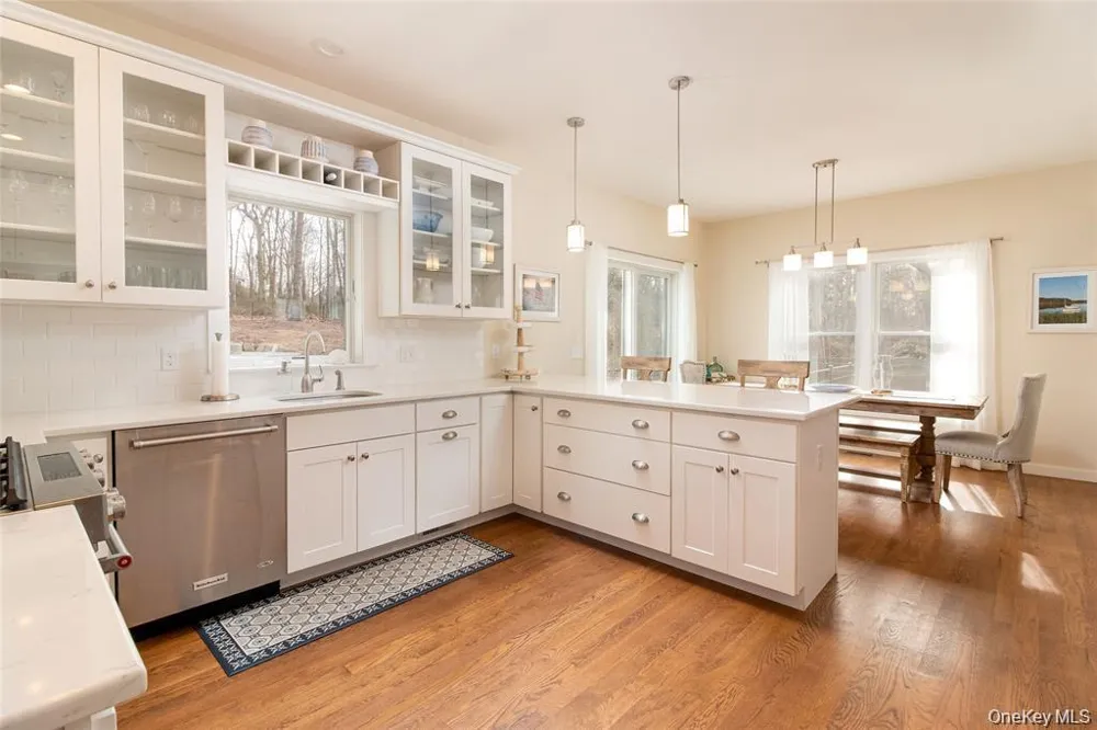 485 Hickory Avenue Southold, NY 11971