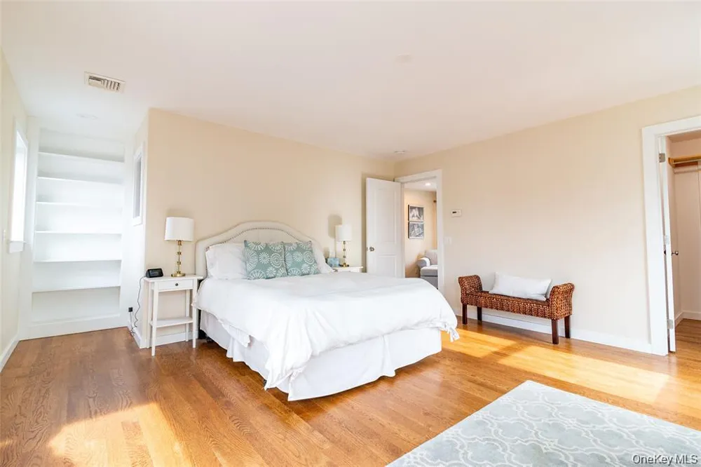 485 Hickory Avenue Southold, NY 11971