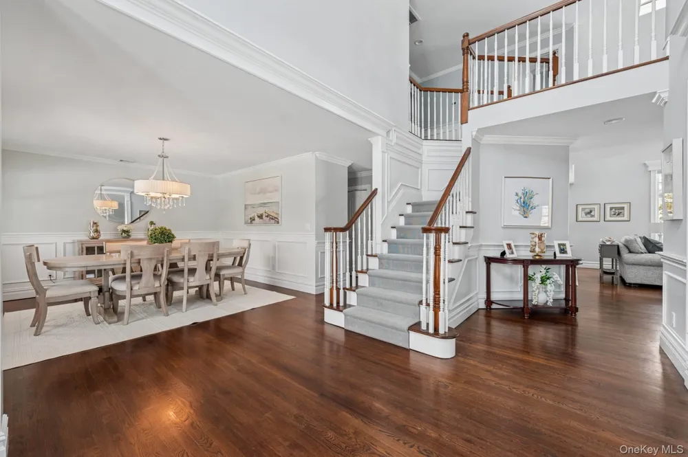 47 Bathing Beach Road Southampton, NY 11968