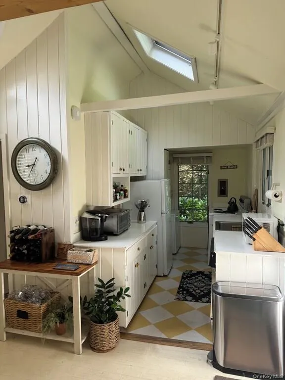 42 Towd Point Road Southampton, NY 11968