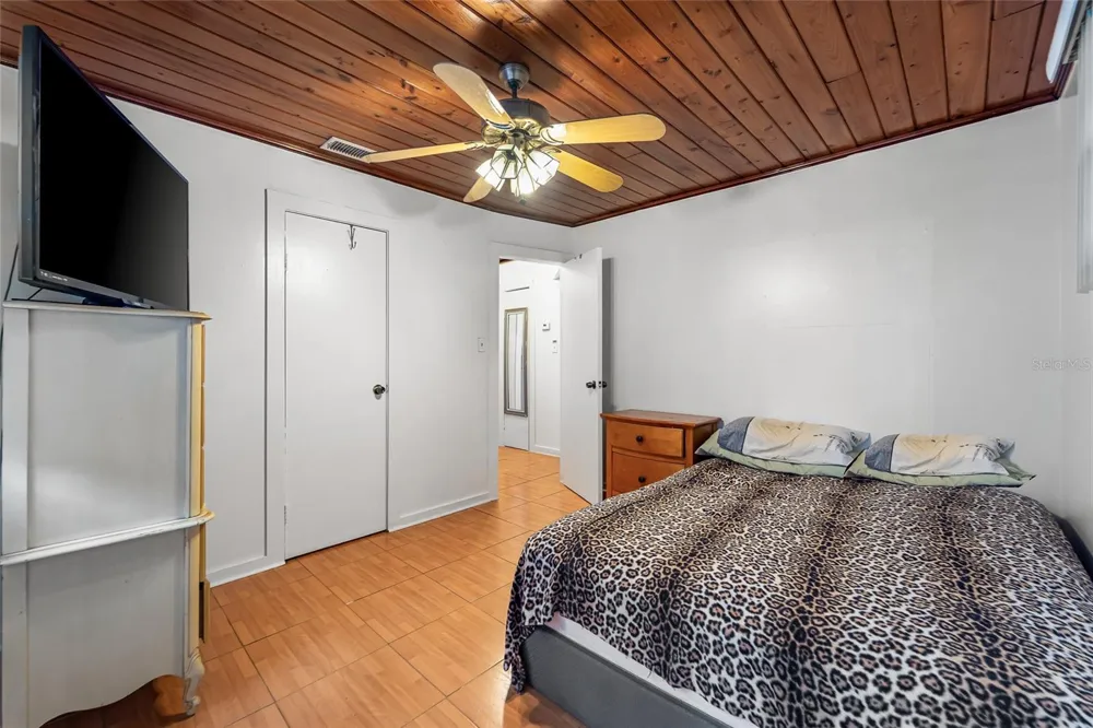 10001 ARDEN AVENUE Tampa, FL 33612
