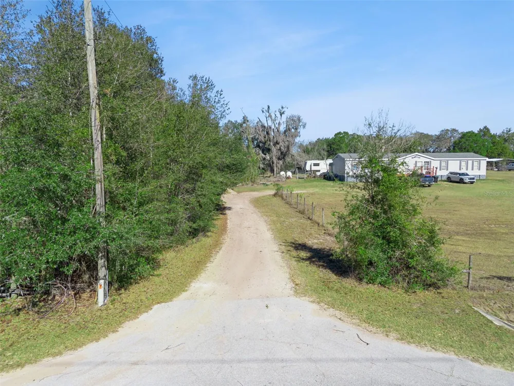 1909 HAAS ROAD Apopka, FL 32712