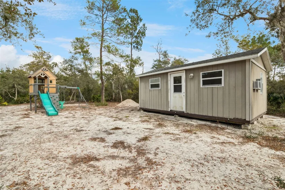 324 SUMMERVILLE LANE Sanford, FL 32771