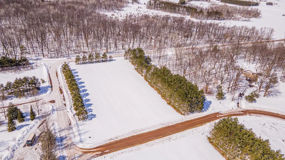 000 Mid-River Road Pine City, MN 55063