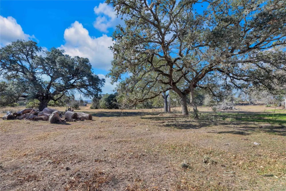 1243 North Jefferson La Grange, TX 78945