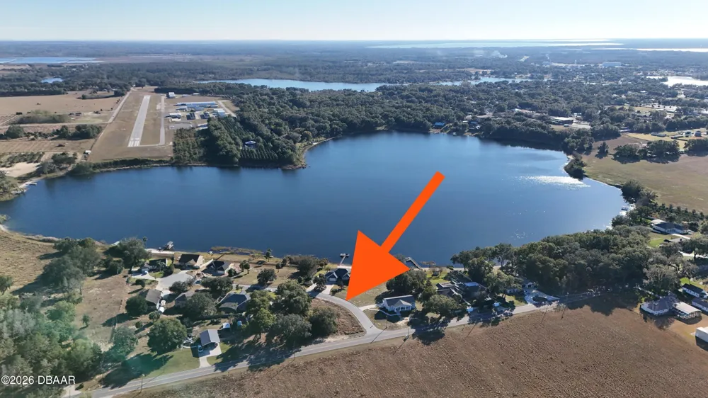 8 E Collins Street Umatilla, FL 32784