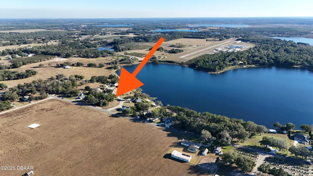 8 E Collins Street Umatilla, FL 32784