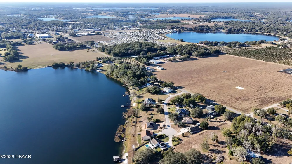8 E Collins Street Umatilla, FL 32784