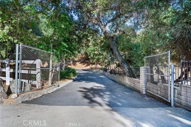 25 Woodlyn Lane Bradbury, CA 91008