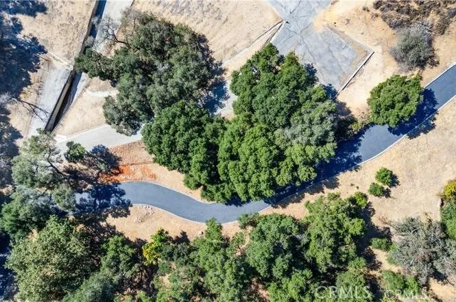 25 Woodlyn Lane Bradbury, CA 91008