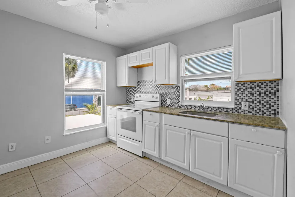 3721 Henry Avenue #A (Upper)