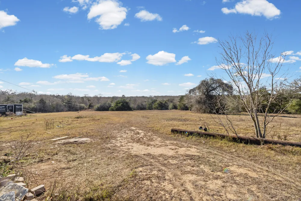 222 Pope Bend Cedar Creek, TX 78612