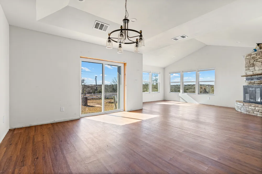 222 Pope Bend Cedar Creek, TX 78612