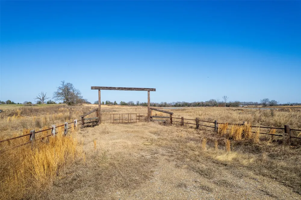 County Road 3070 Mount Vernon, TX 75457