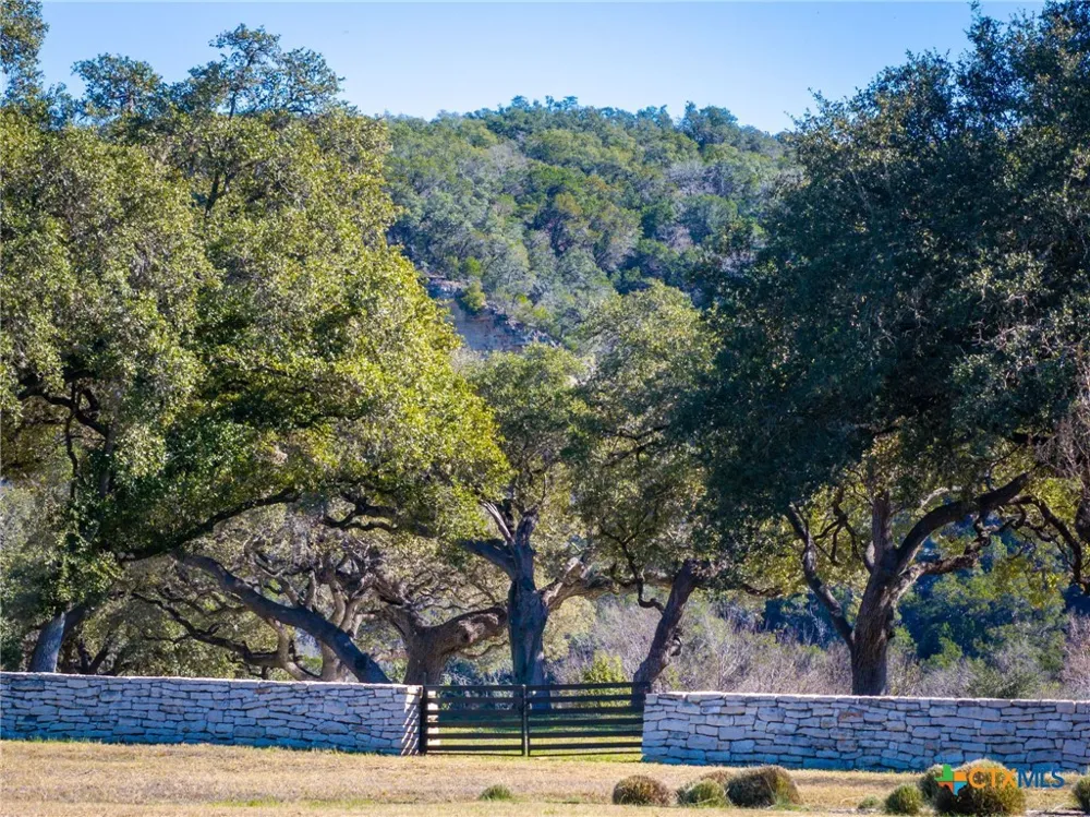 837 Bingham Lane New Braunfels, TX 78132