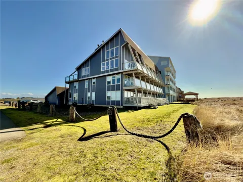 1301 Ocean Shores Boulevard SW #1