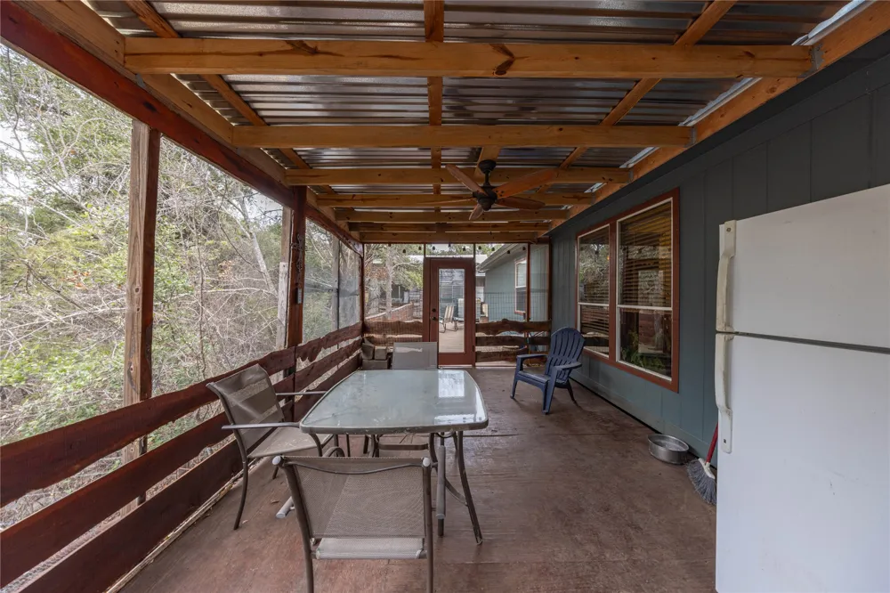 715 Bee Gee Road Driftwood, TX 78619