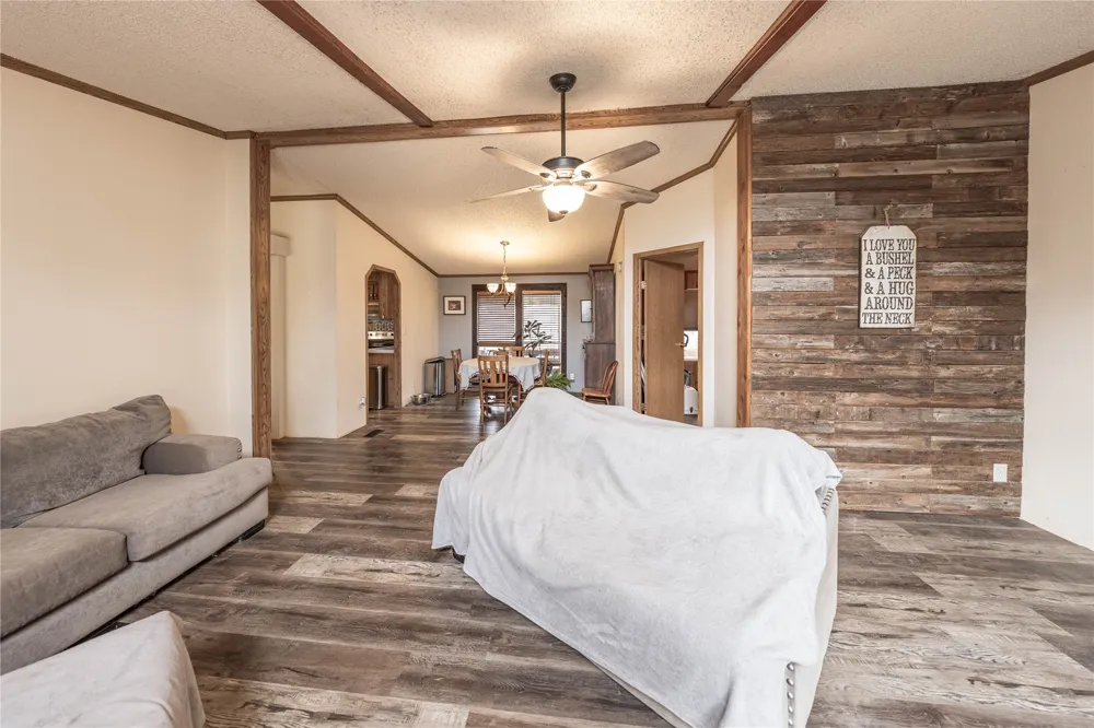 715 Bee Gee Road Driftwood, TX 78619