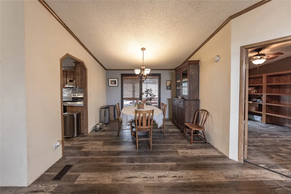 715 Bee Gee Road Driftwood, TX 78619