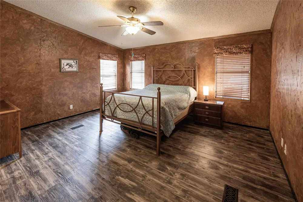 715 Bee Gee Road Driftwood, TX 78619