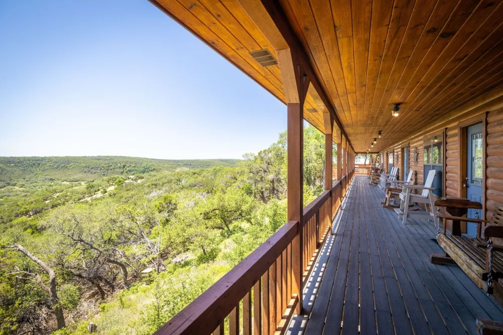 1012 Mourning Dove Canyon Lake, TX 78133