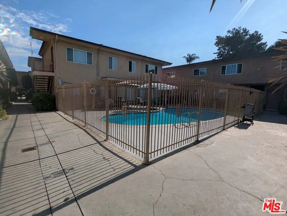 9815 Imperial Highway #9 Downey, CA 90242