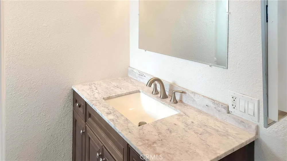 1724 Crofton Lane Escondido, CA 92027