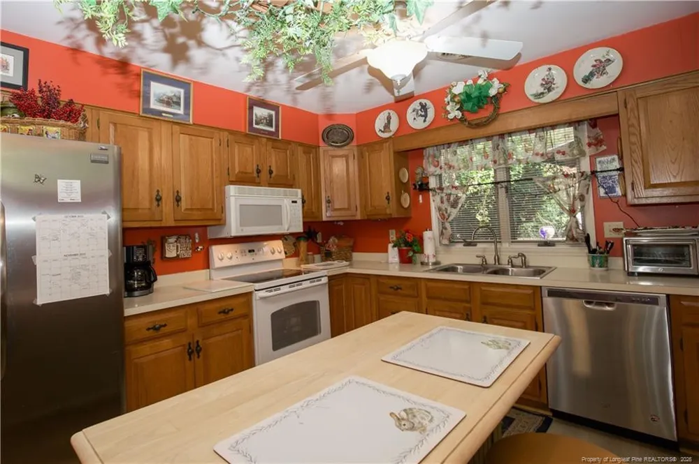 642 Redwood Drive Southern Pines, NC 28387